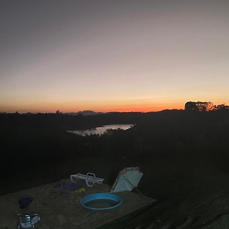 Cantinho Dos Sonhos Paraibuna Bagian luar foto