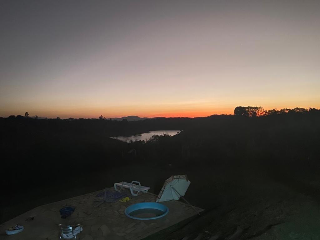 Cantinho Dos Sonhos Paraibuna Bagian luar foto